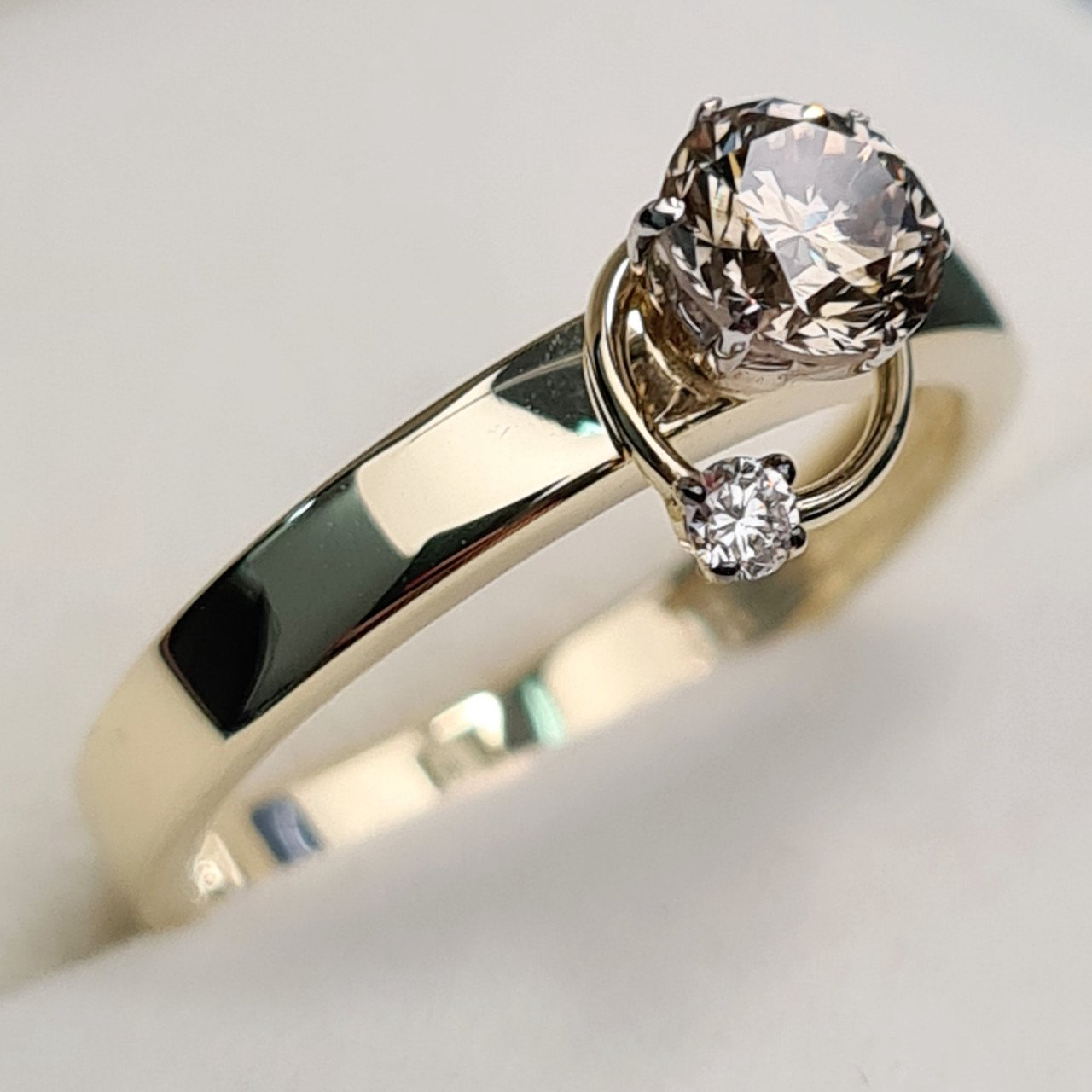 Кольцо Deimantas 93561632 16,5р 1,48гр 0,54ct. купить,NaN