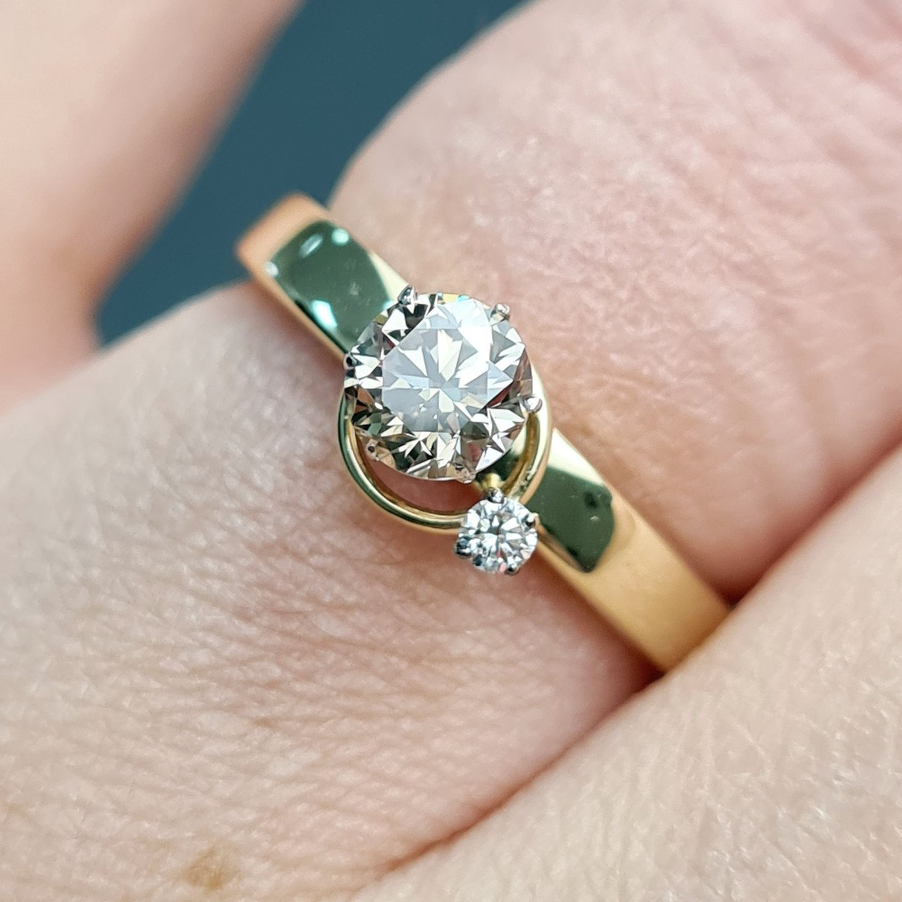 Кольцо Deimantas 93561632 16,5р 1,48гр 0,54ct. купить,NaN