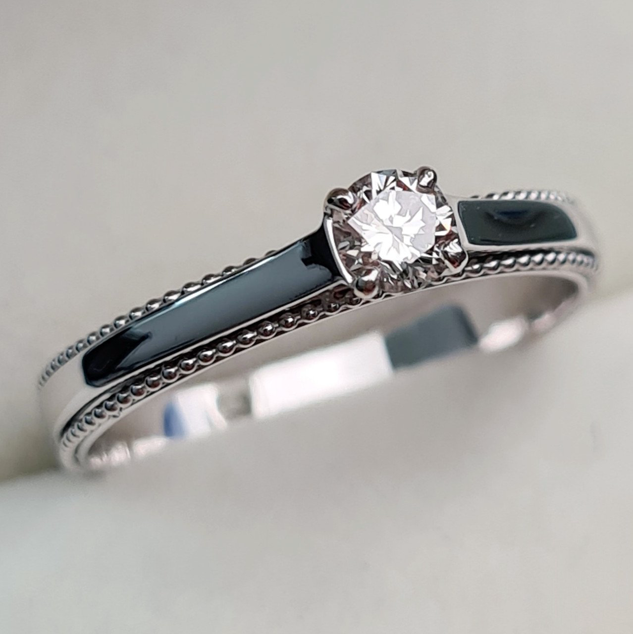 Кольцо Deimantas 93561696 17,5р 2,31гр 0,20ct. купить,NaN