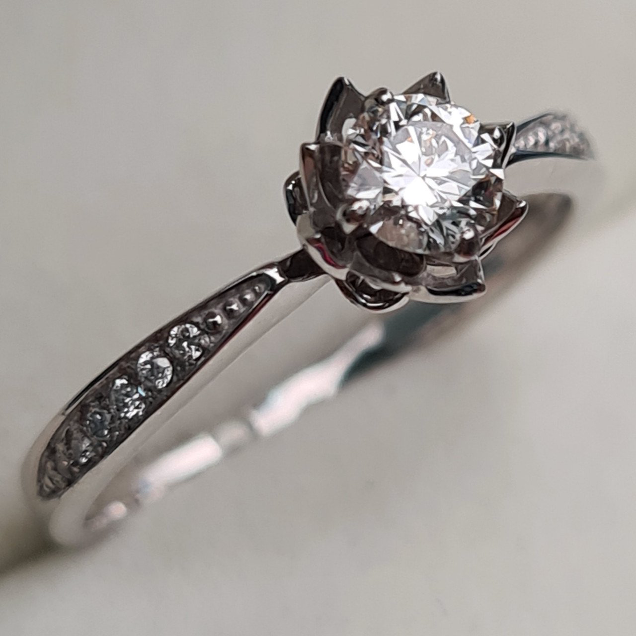 Кольцо Deimantas 93561756 17р 2гр 0,375ct. купить,NaN