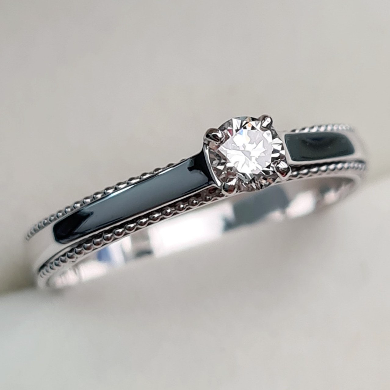 Кольцо Deimantas 93561696 17,5р 2,31гр 0,20ct. купить,NaN