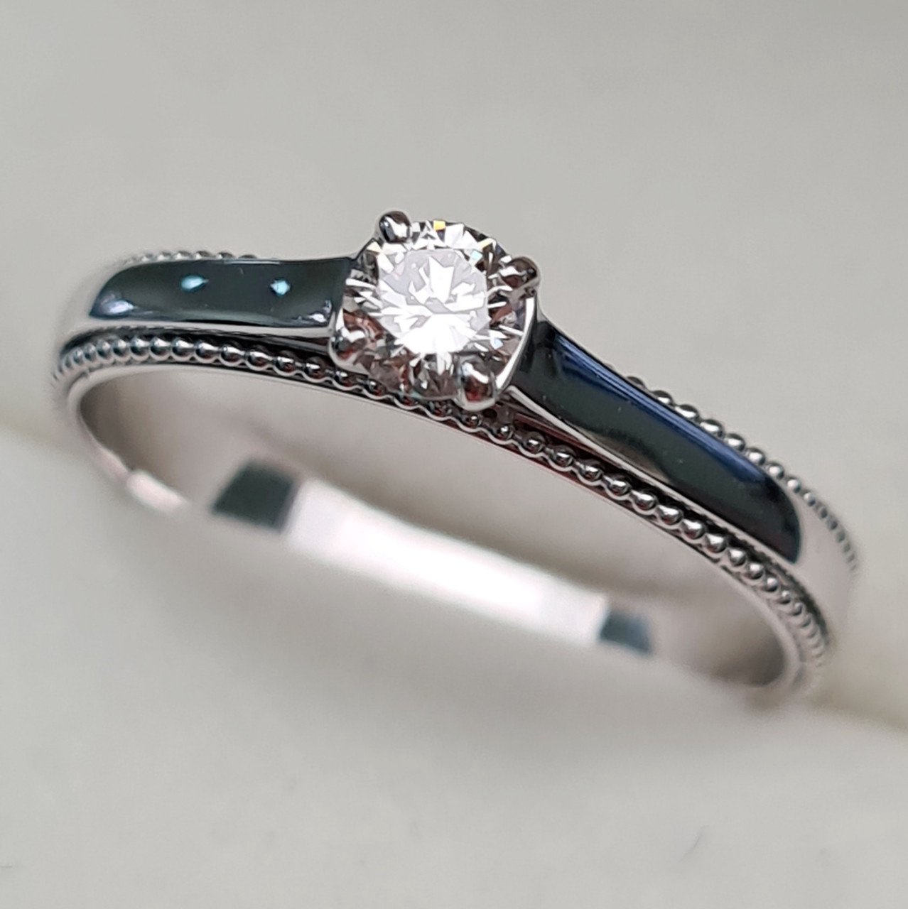 Кольцо Deimantas 93561696 17,5р 2,31гр 0,20ct. купить,NaN