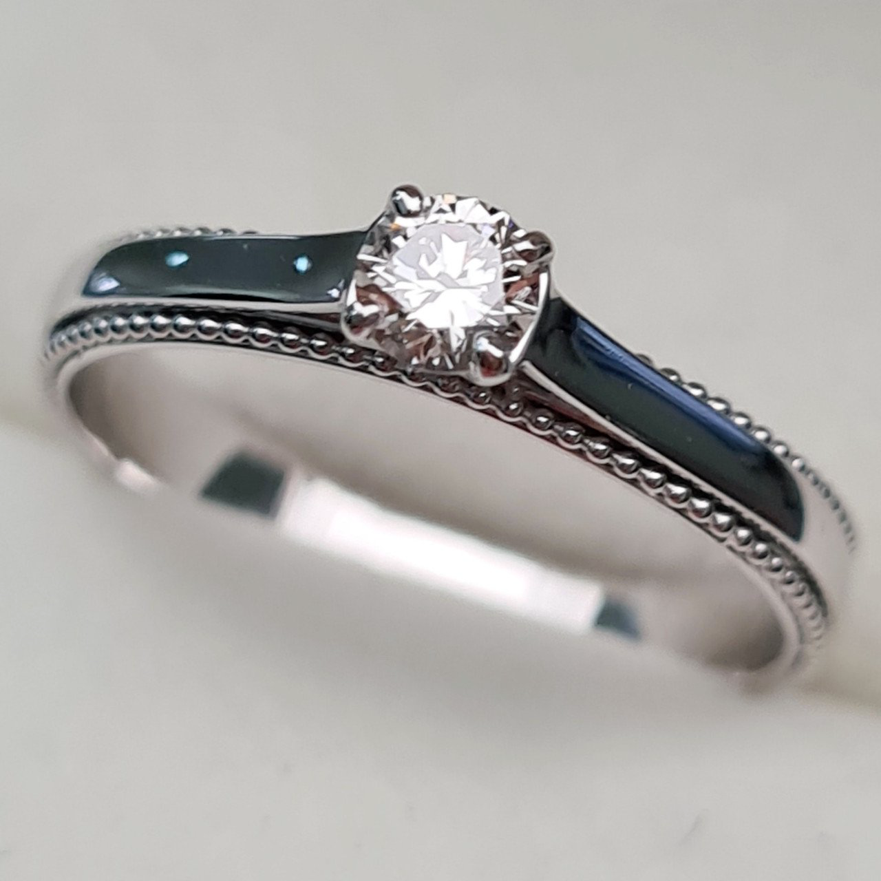 Кольцо Deimantas 93561696 17,5р 2,31гр 0,20ct. купить,NaN