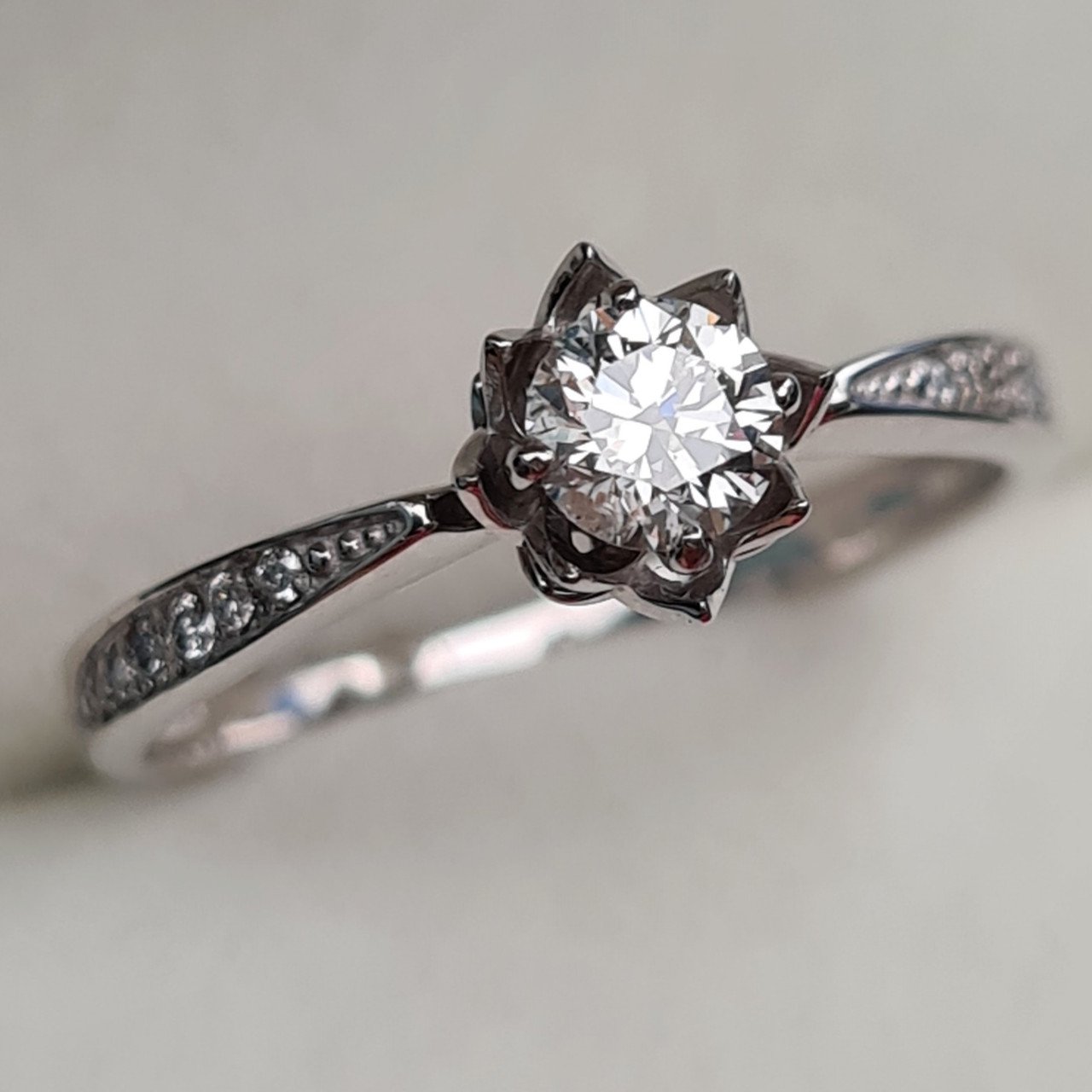 Кольцо Deimantas 93561756 17р 2гр 0,375ct. купить,NaN