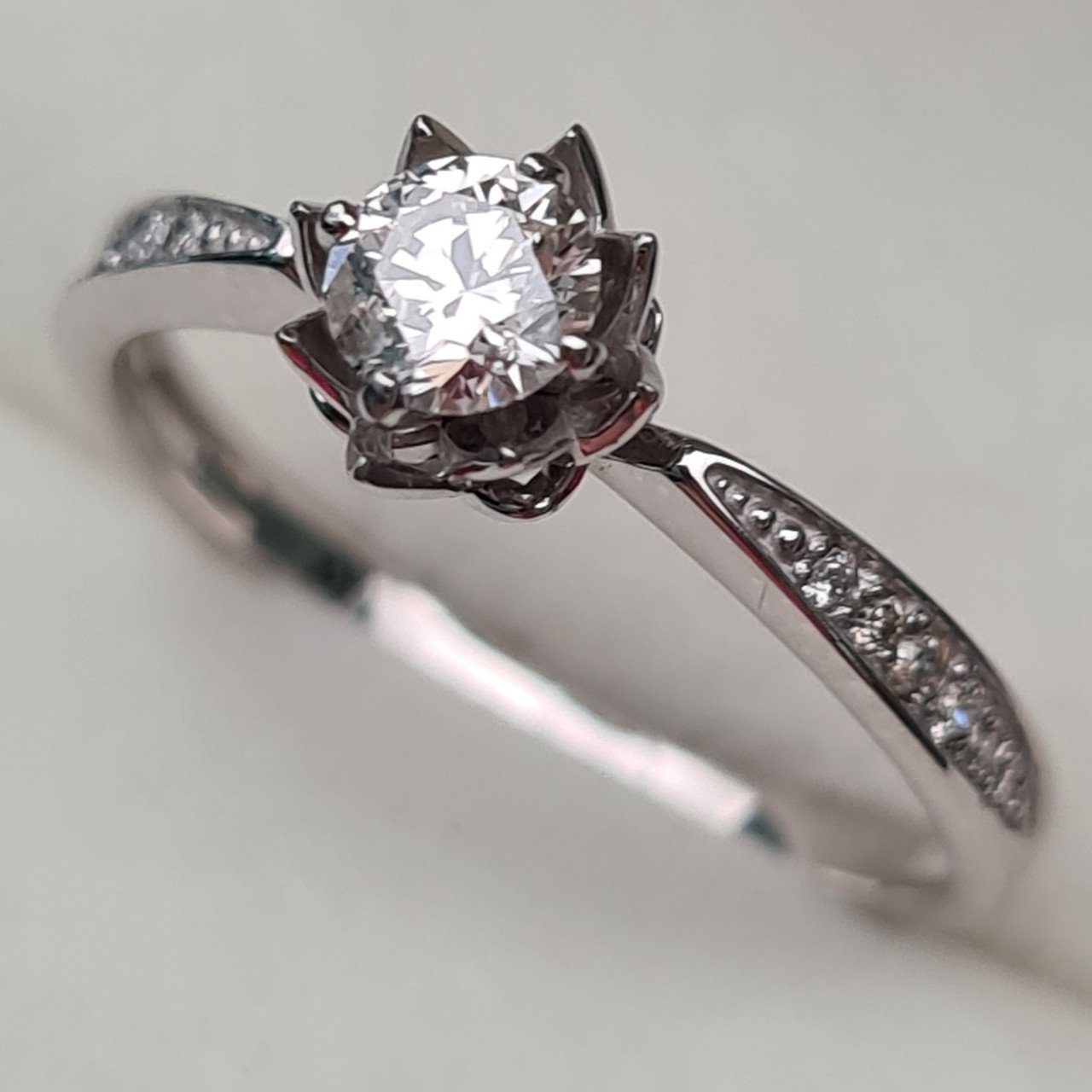 Кольцо Deimantas 93561756 17р 2гр 0,375ct. купить,NaN