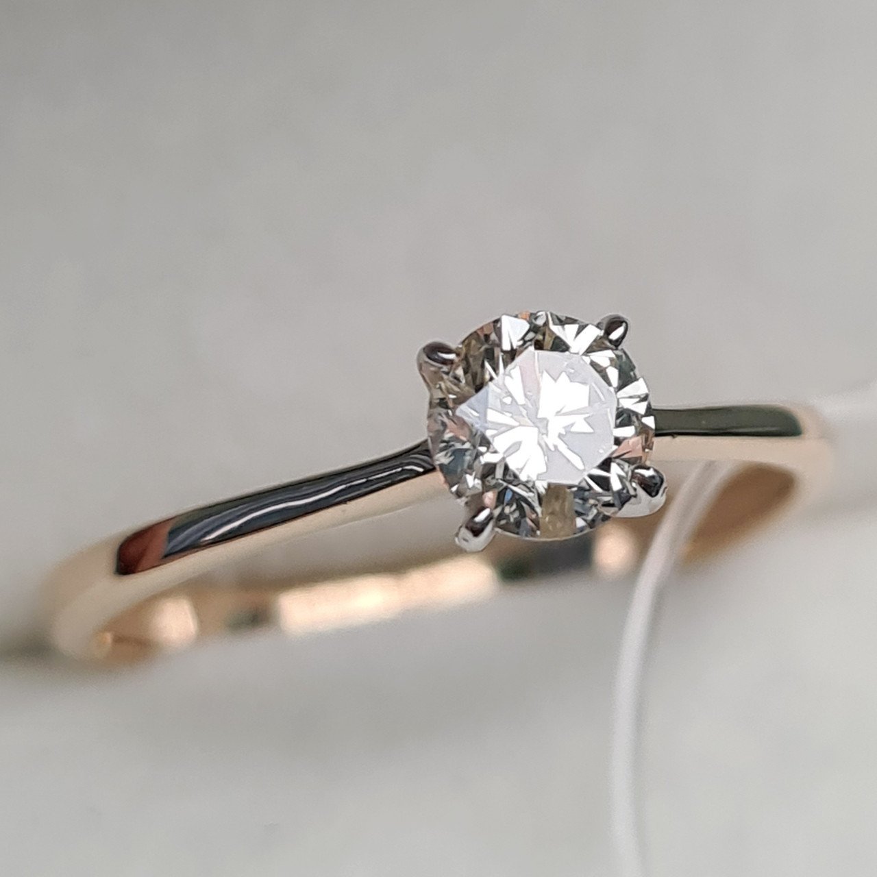 Кольцо Deimantas 97967615 17,5р 1,53гр 0,37ct. купить,NaN