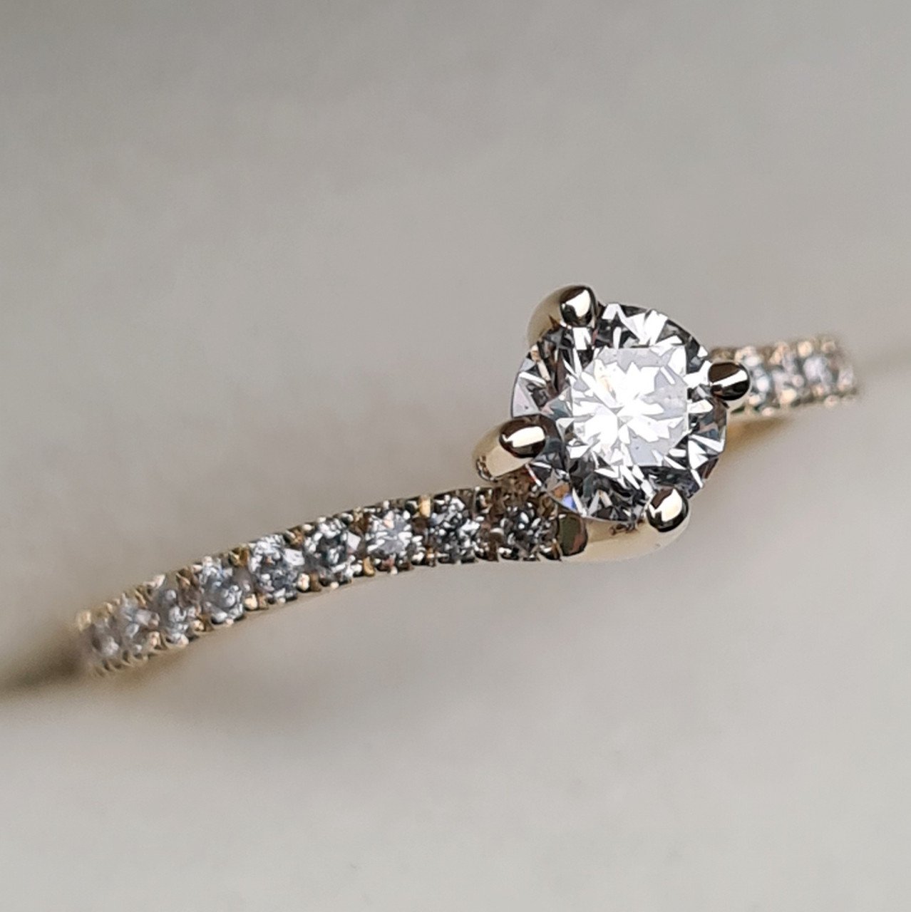 Кольцо Deimantas 95888228 16,5р 1,89гр 0,75ct. купить,NaN