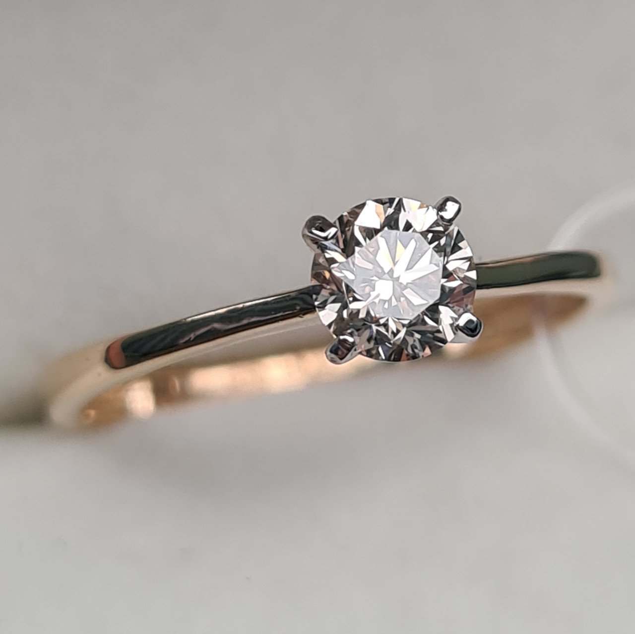 Кольцо Deimantas 97967621 17,5р 1,55гр 0,51ct. купить,NaN