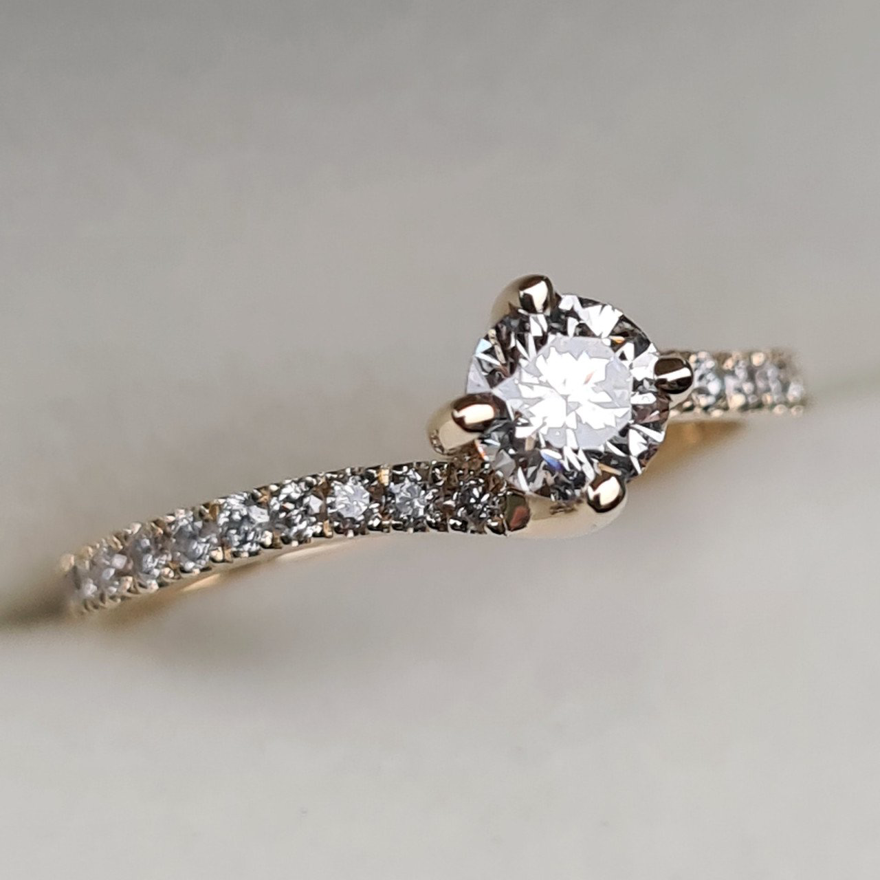 Кольцо Deimantas 95888228 16,5р 1,89гр 0,75ct. купить,NaN
