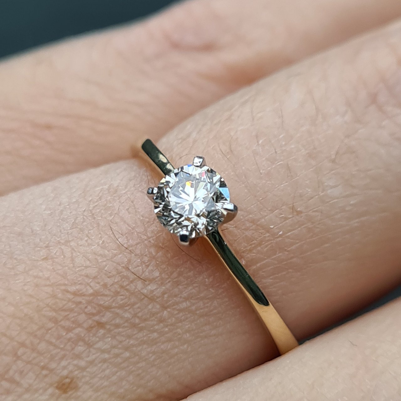 Кольцо Deimantas 97967621 17,5р 1,55гр 0,51ct. купить,NaN