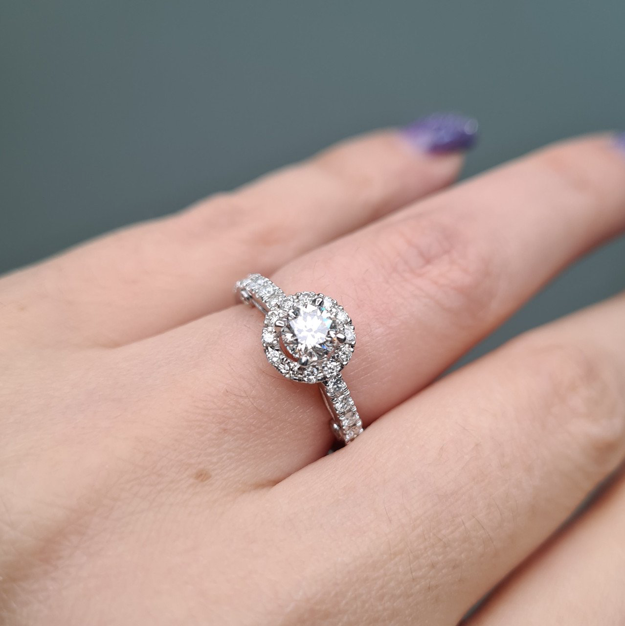 Кольцо Deimantas 95936922 16р 3,05гр 0,94ct. купить,NaN