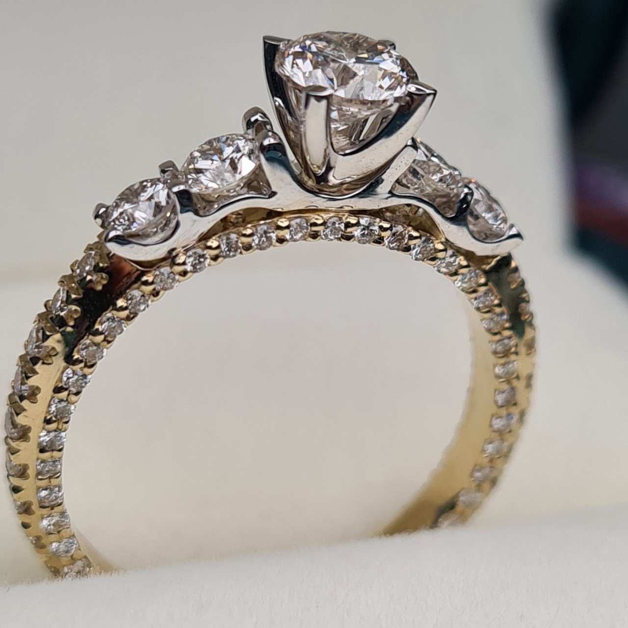 Кольцо Deimantas 95936943 17р 1,47гр 1,47ct. купить,NaN
