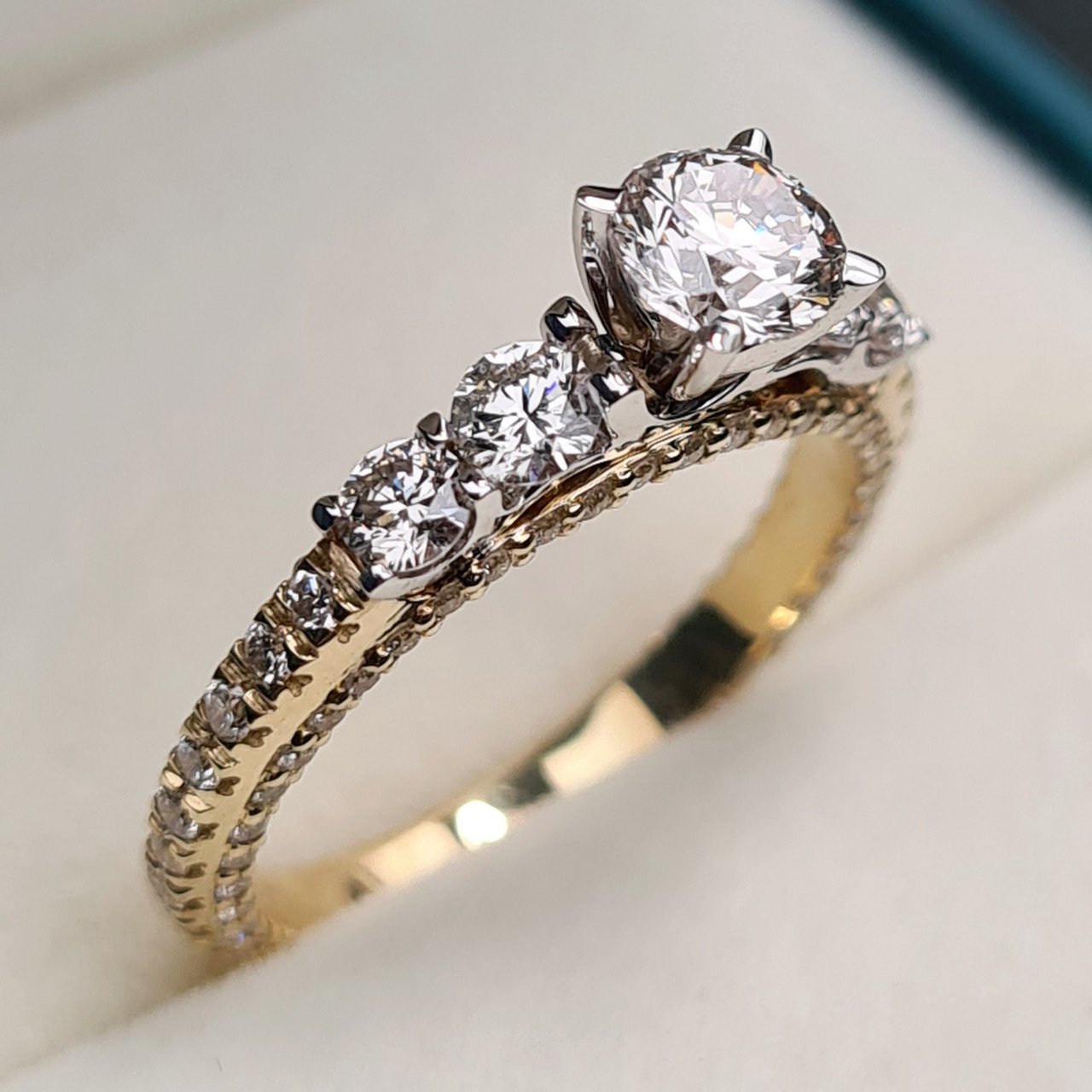 Кольцо Deimantas 95936943 17р 1,47гр 1,47ct. купить,NaN