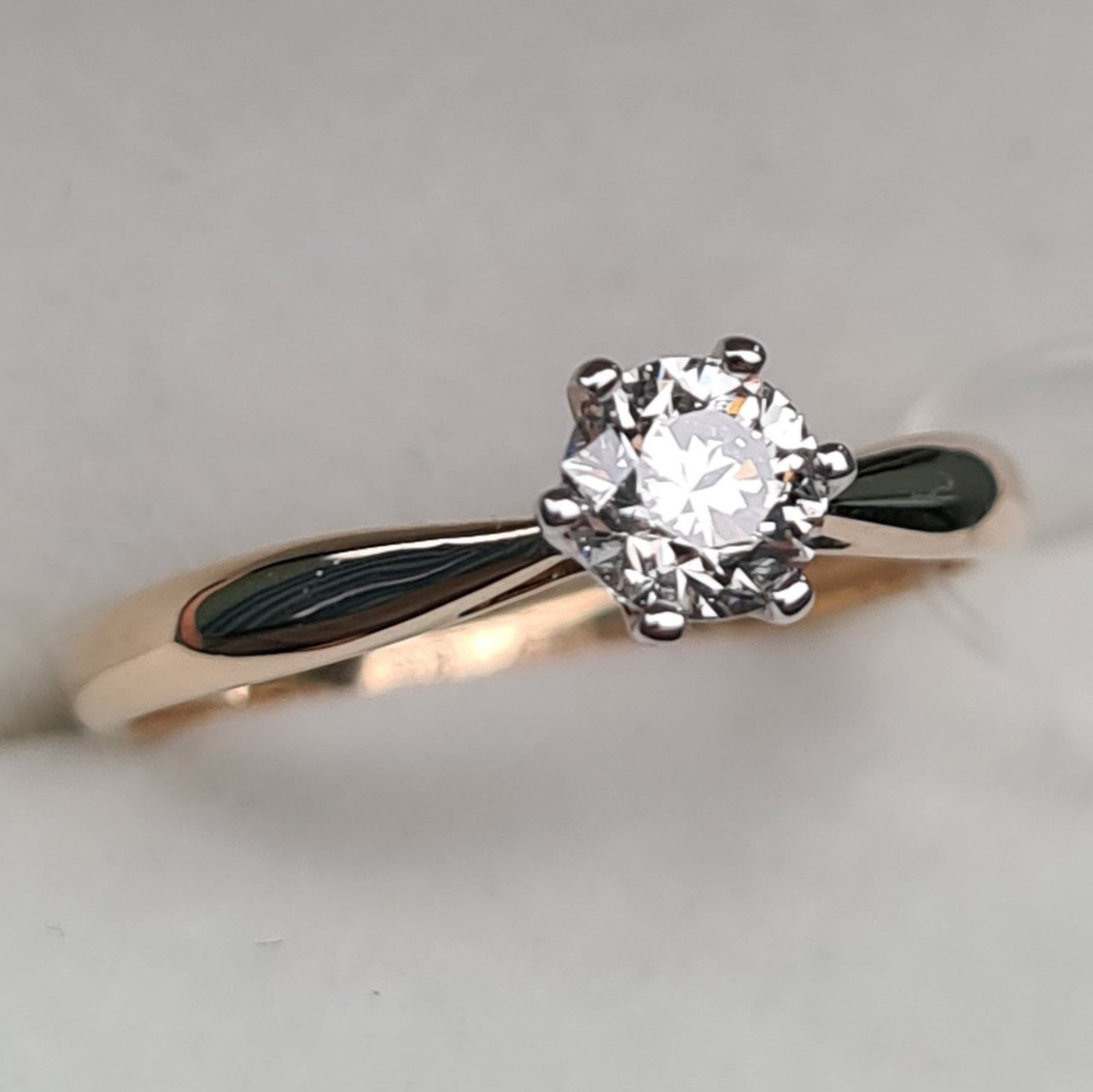 Кольцо Deimantas 97967623 16р 1,48гр 0,37ct. купить,NaN