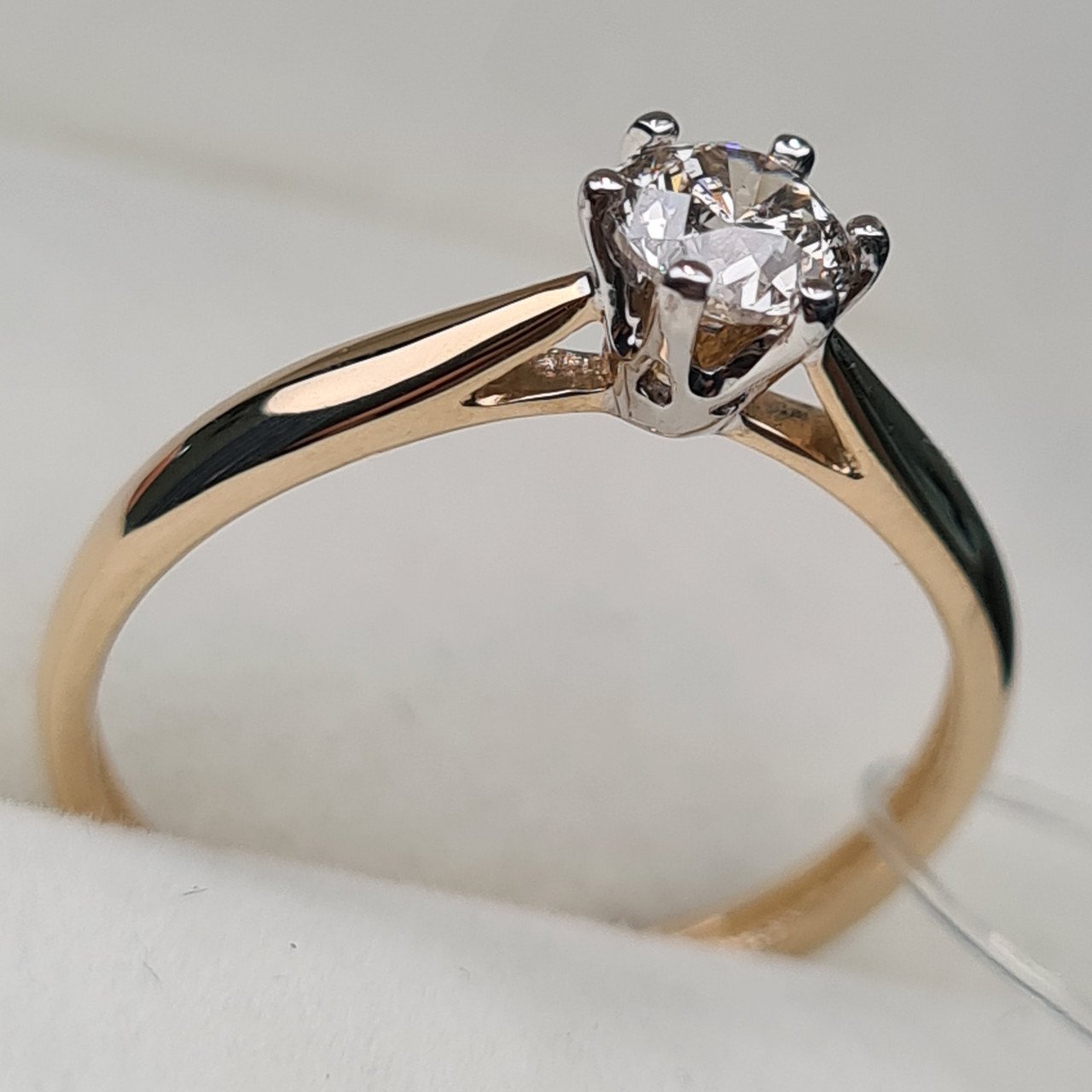 Кольцо Deimantas 97967623 16р 1,48гр 0,37ct. купить,NaN