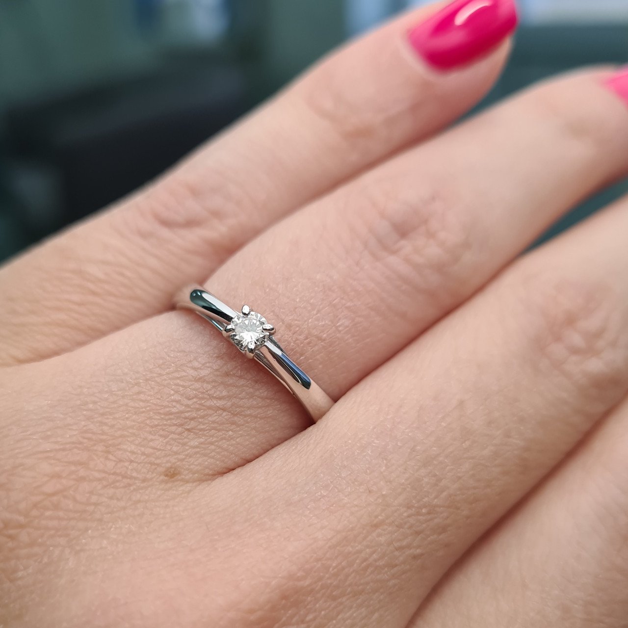 Кольцо Deimantas 93561995 17,5р 2,66гр 0,13ct. купить,NaN