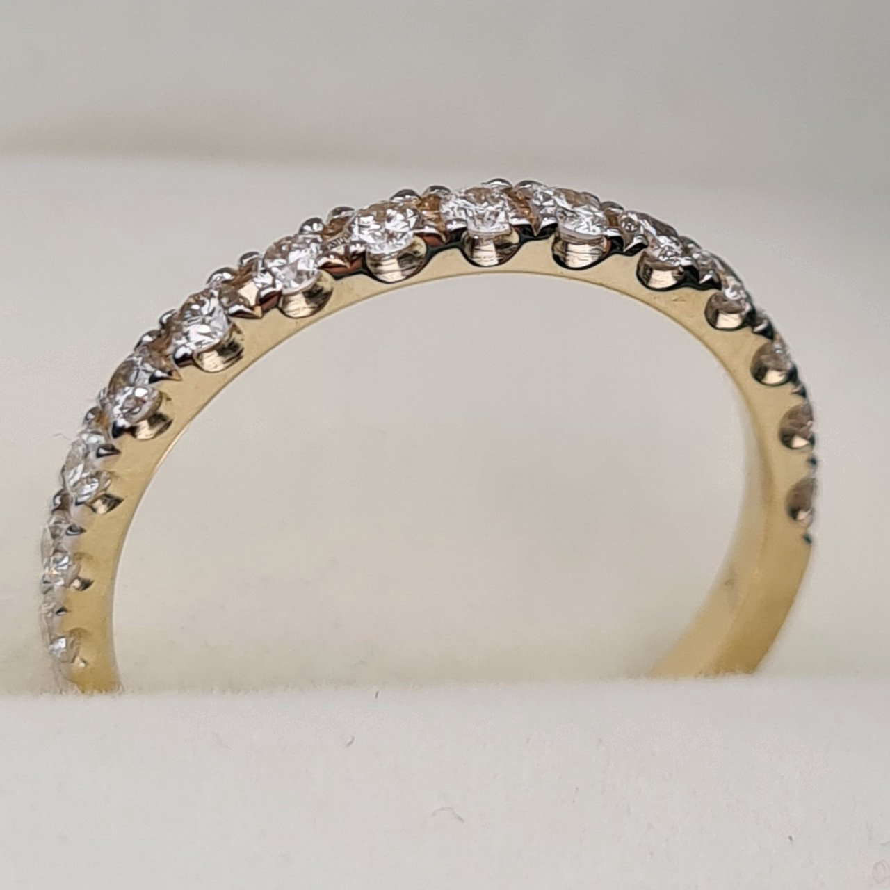 Кольцо Deimantas 95937042 16,5р 1,69гр 0,40ct. купить,NaN