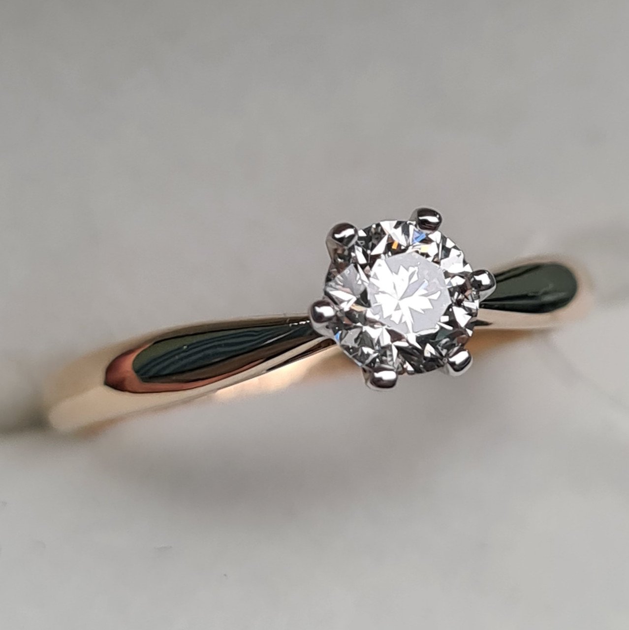Кольцо Deimantas 97967627 16,5р 1,5р 0,39ct. купить,NaN