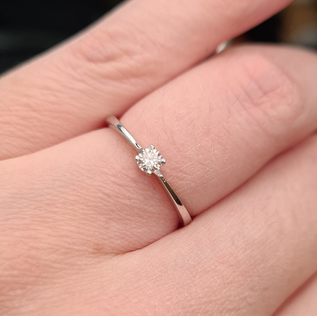 Кольцо Deimantas 98148685 16,5р 1,48гр 0,13ct. купить,NaN