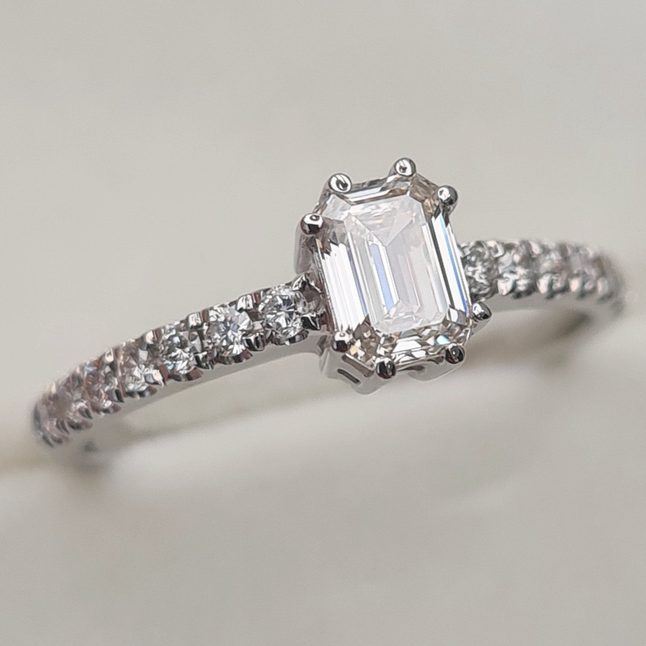 Кольцо Deimantas 95945722 16,5р 2,11гр 0,75ct. купить,NaN