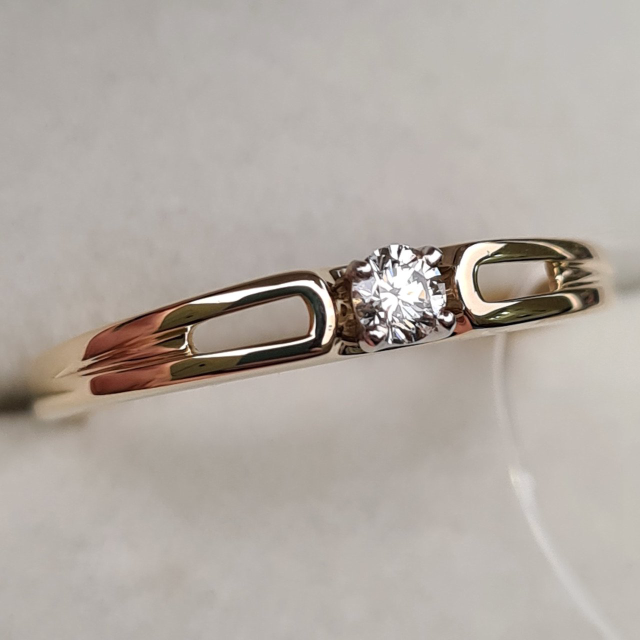 Кольцо Deimantas 98148821 18р 1,58гр 0,11ct. купить,NaN