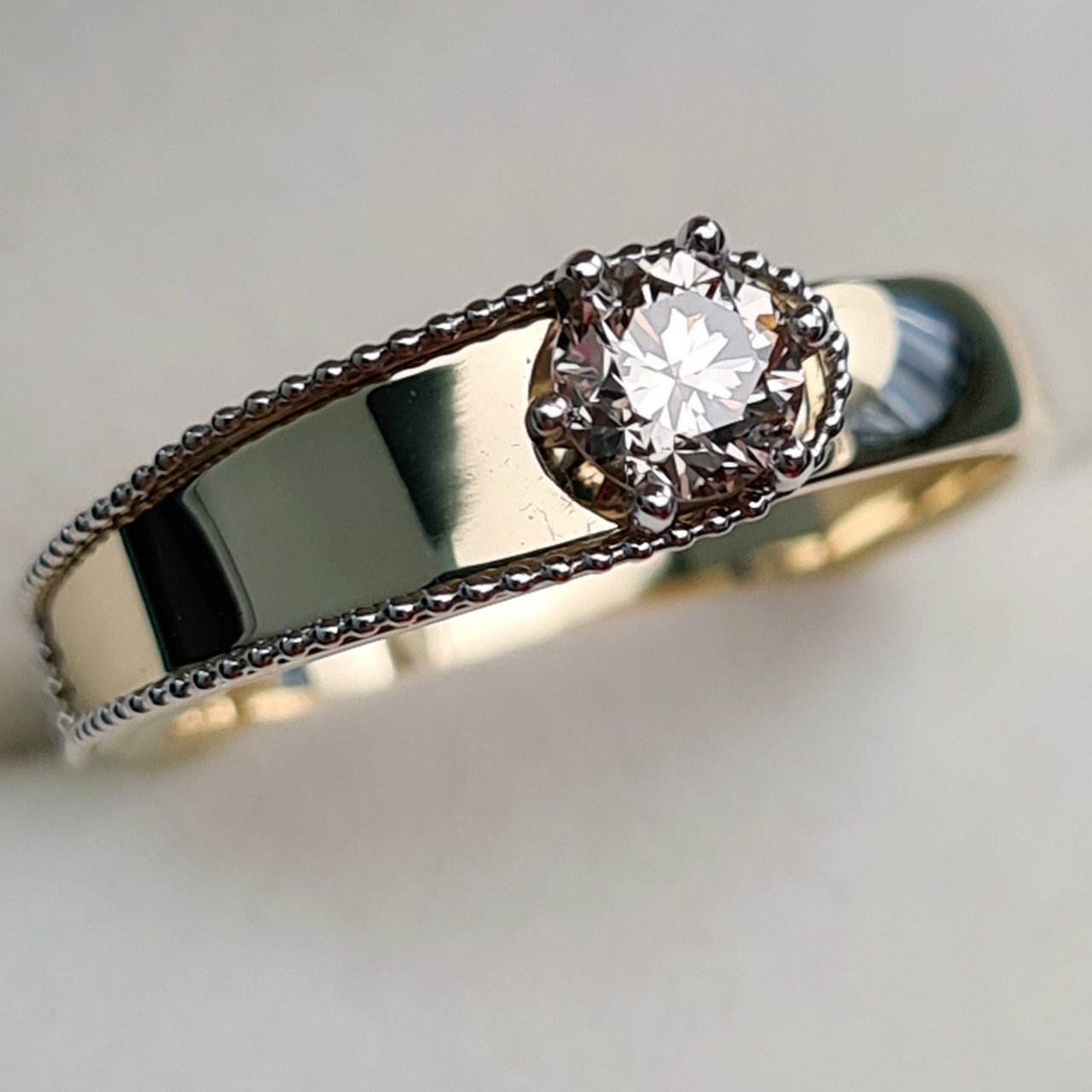 Кольцо Deimantas 93562073 17,5р 3,79гр 0,36ct. купить,NaN