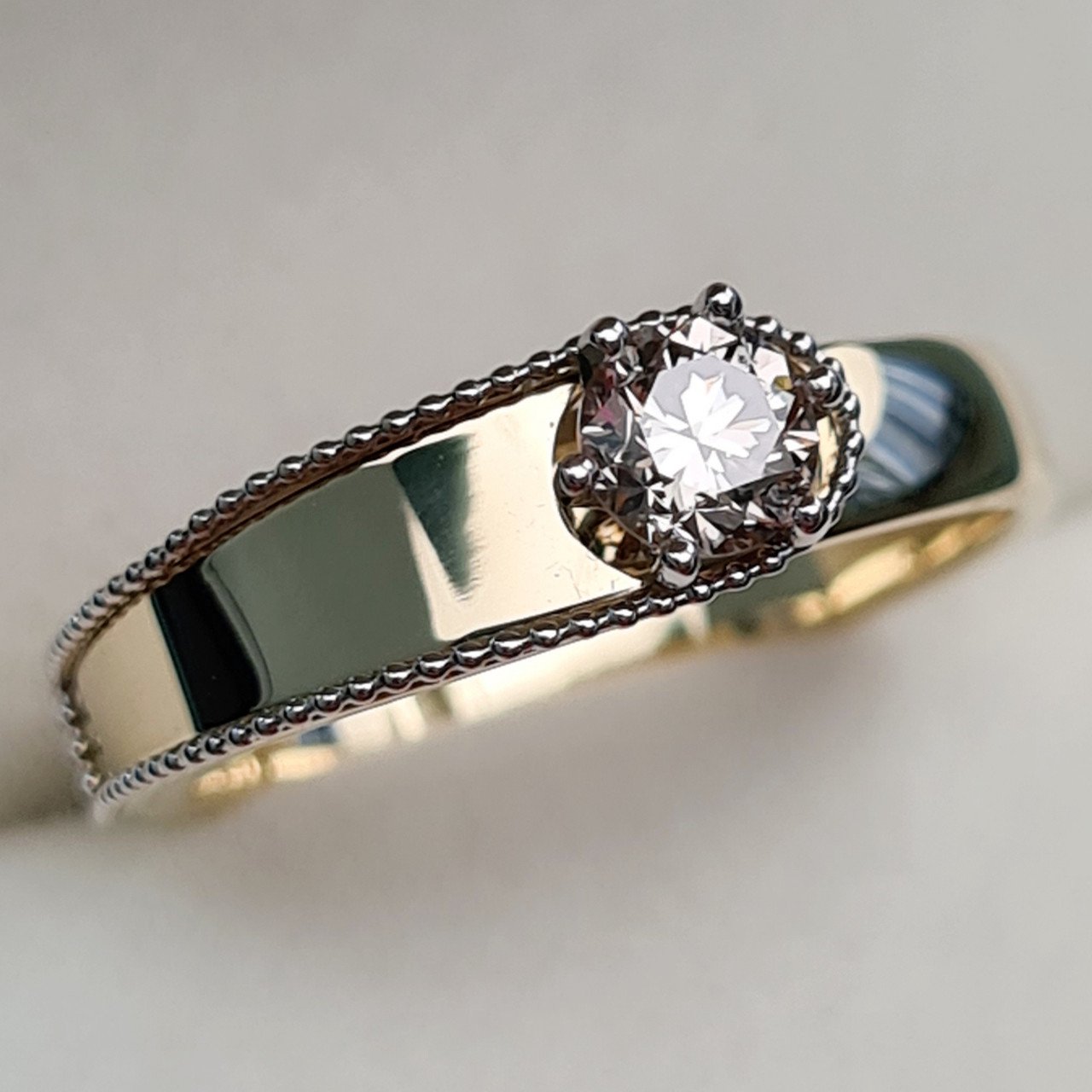 Кольцо Deimantas 93562073 17,5р 3,79гр 0,36ct. купить,NaN