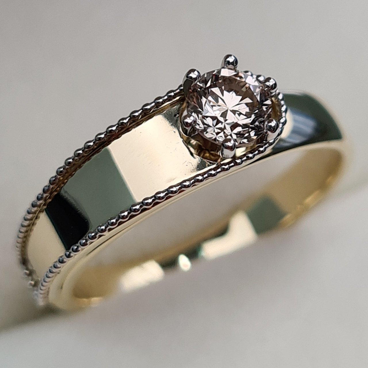 Кольцо Deimantas 93562073 17,5р 3,79гр 0,36ct. купить,NaN