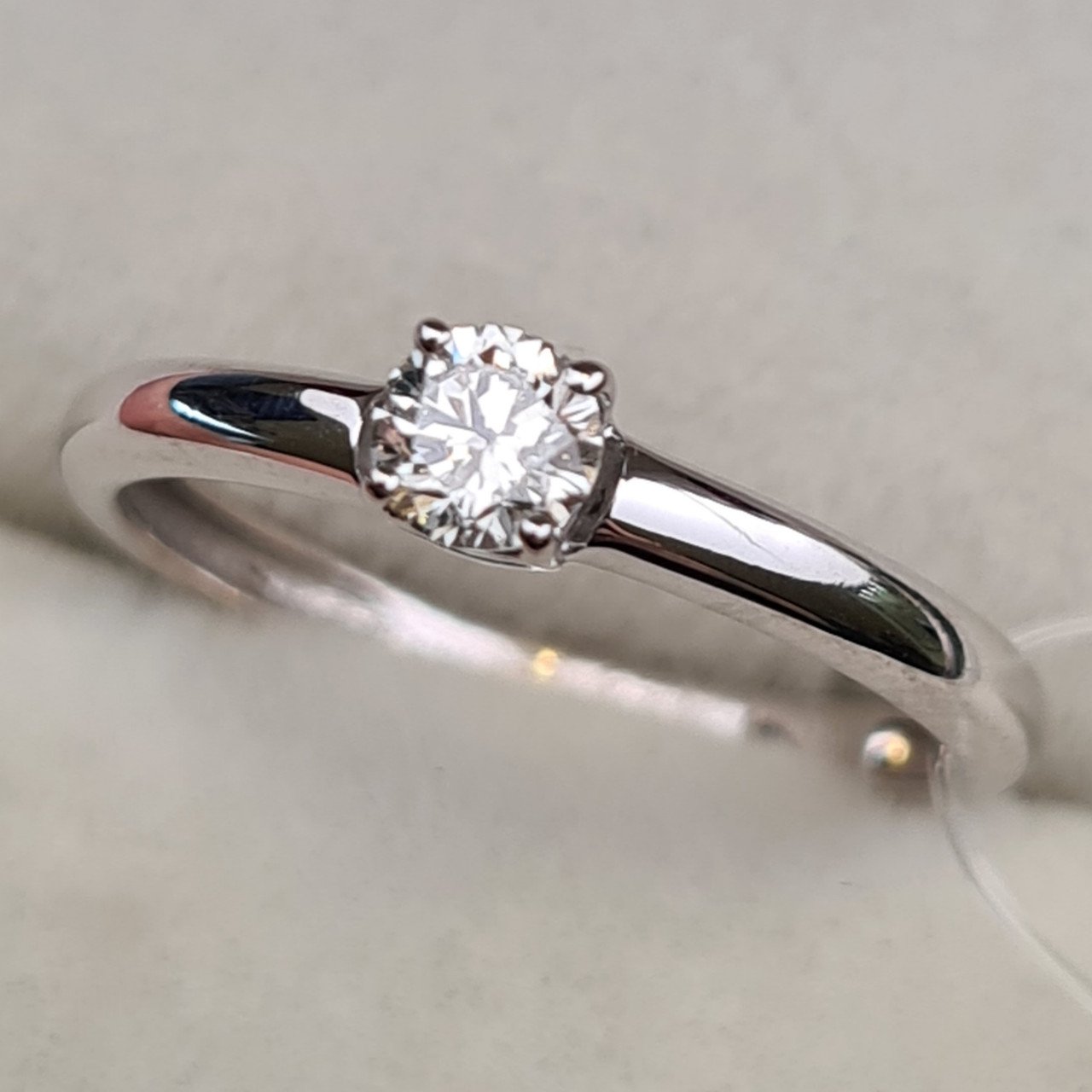Кольцо Deimantas98148940 16р 1,26гр 0,18ct. купить,NaN