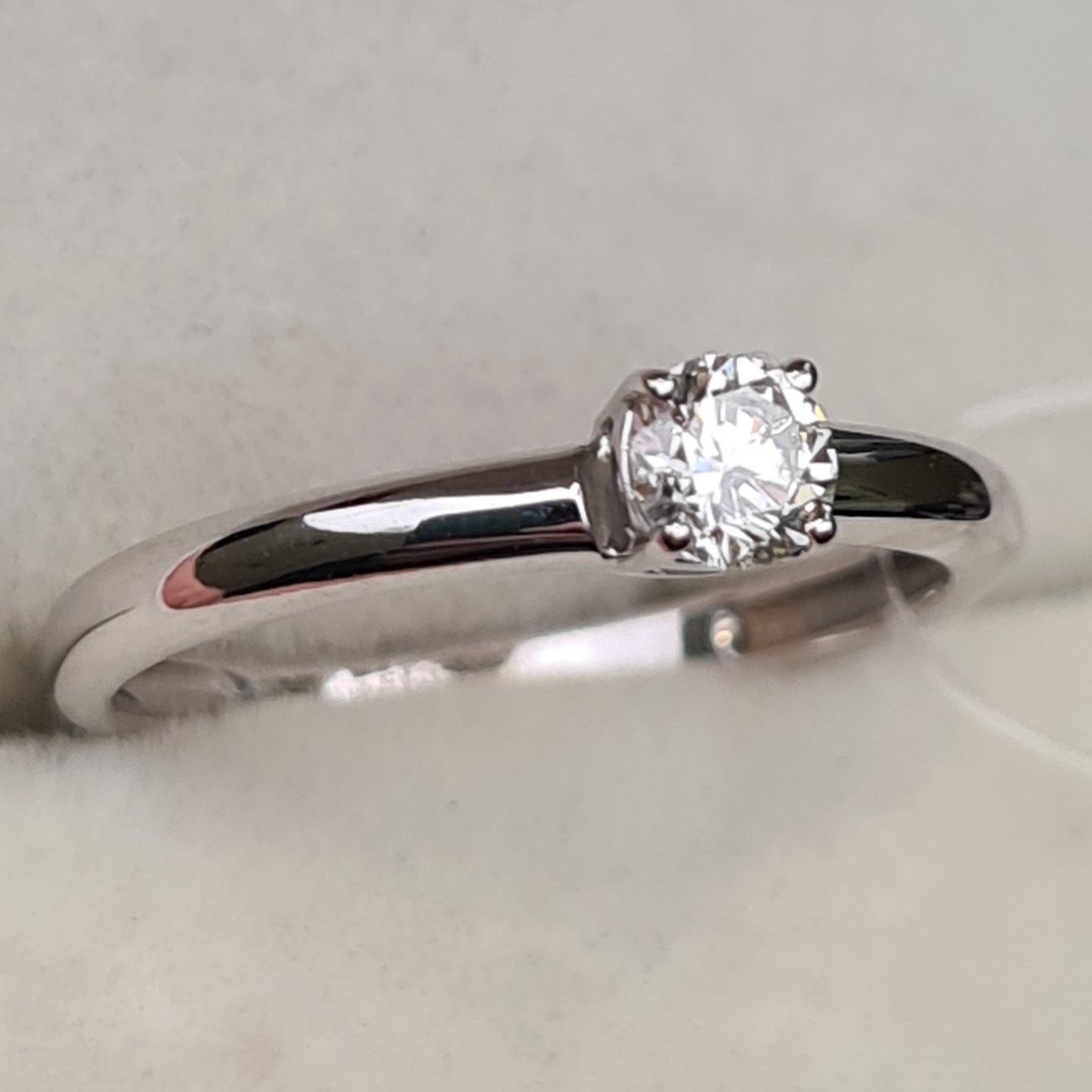 Кольцо Deimantas98148940 16р 1,26гр 0,18ct. купить,NaN