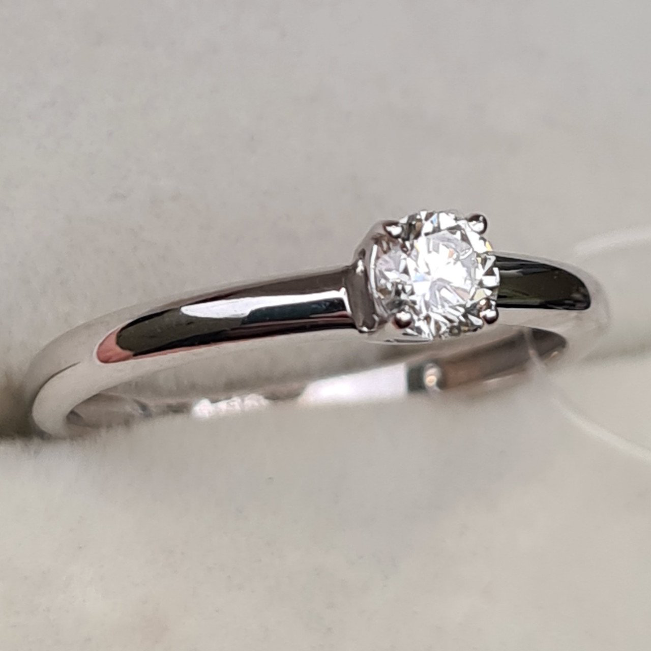 Кольцо Deimantas98148940 16р 1,26гр 0,18ct. купить,NaN