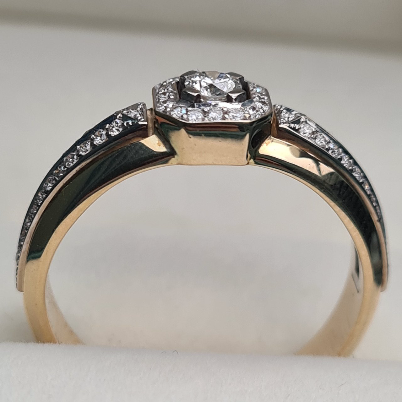 Кольцо Deimantas 95966255 21р 7,1р 0,70ct. купить,NaN