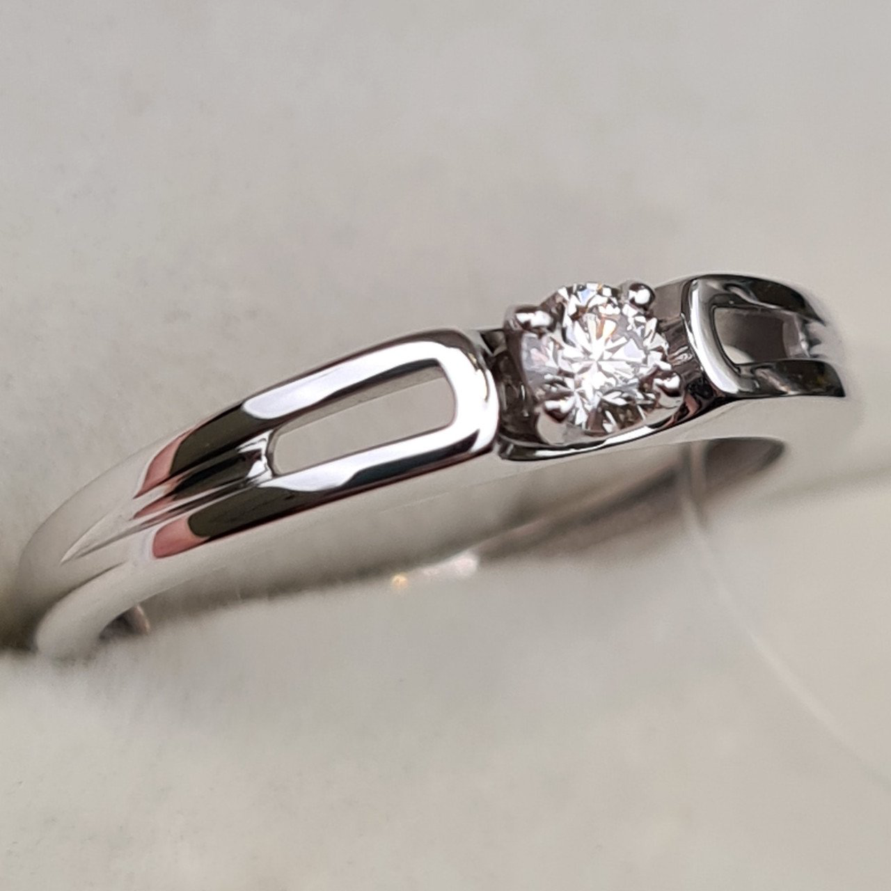 Кольцо Deimantas 98148883 16р 1,6гр 0,11ct. купить,NaN