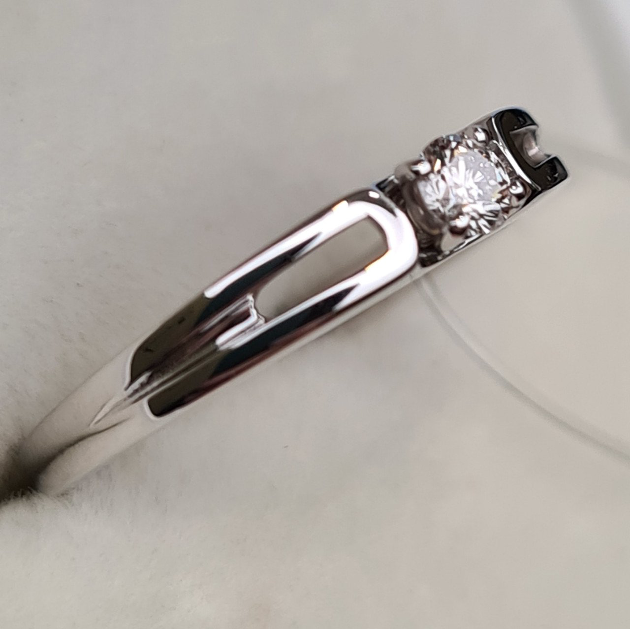 Кольцо Deimantas 98148883 16р 1,6гр 0,11ct. купить,NaN