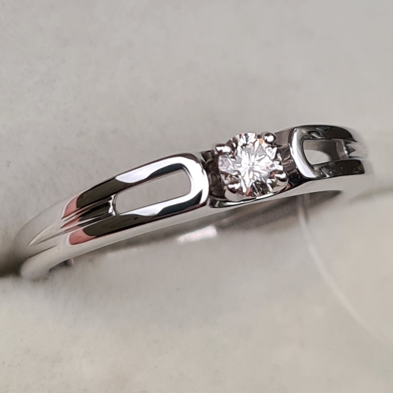 Кольцо Deimantas 98148883 16р 1,6гр 0,11ct. купить,NaN