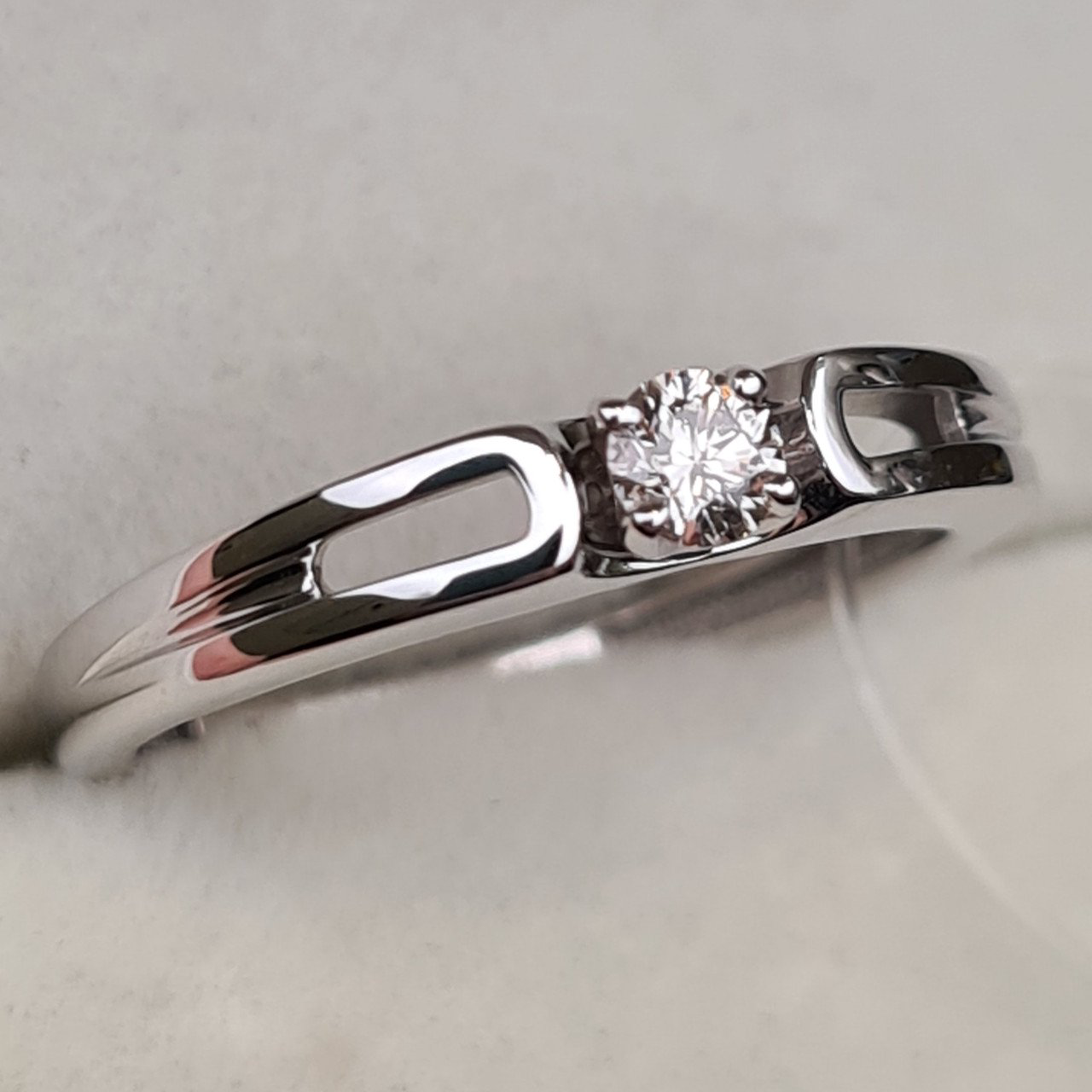 Кольцо Deimantas 98148883 16р 1,6гр 0,11ct. купить,NaN