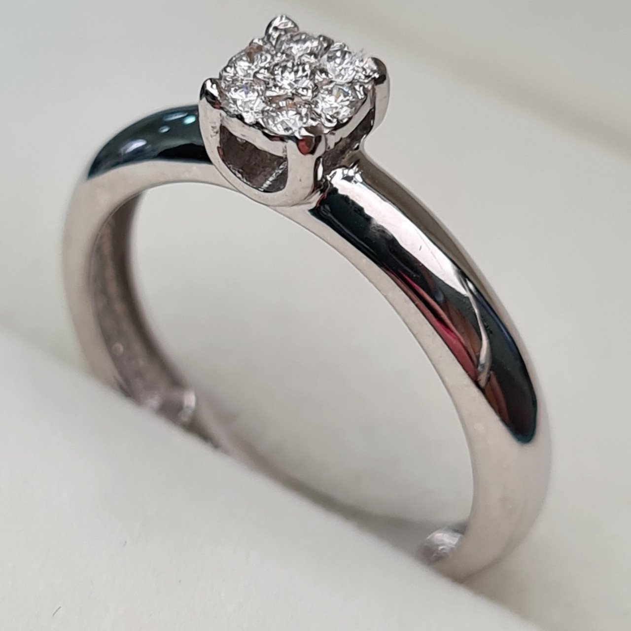Кольцо Deimantas 93562112 16р 2,37гр 0,10ct. купить,NaN