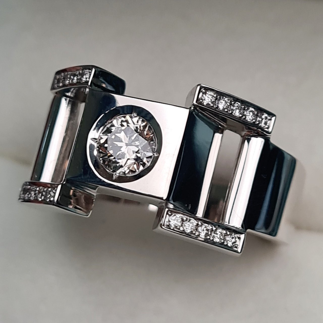 Мужская печатка Deimantas 95966260 21р 14,82гр 0,81ct. купить,NaN
