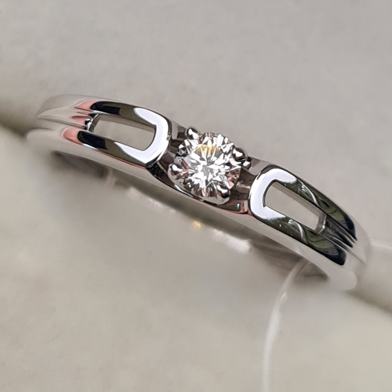 Кольцо Deimantas 98148883 16р 1,6гр 0,11ct. купить,NaN
