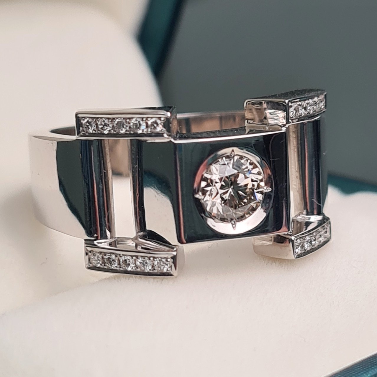 Мужская печатка Deimantas 95966260 21р 14,82гр 0,81ct. купить,NaN