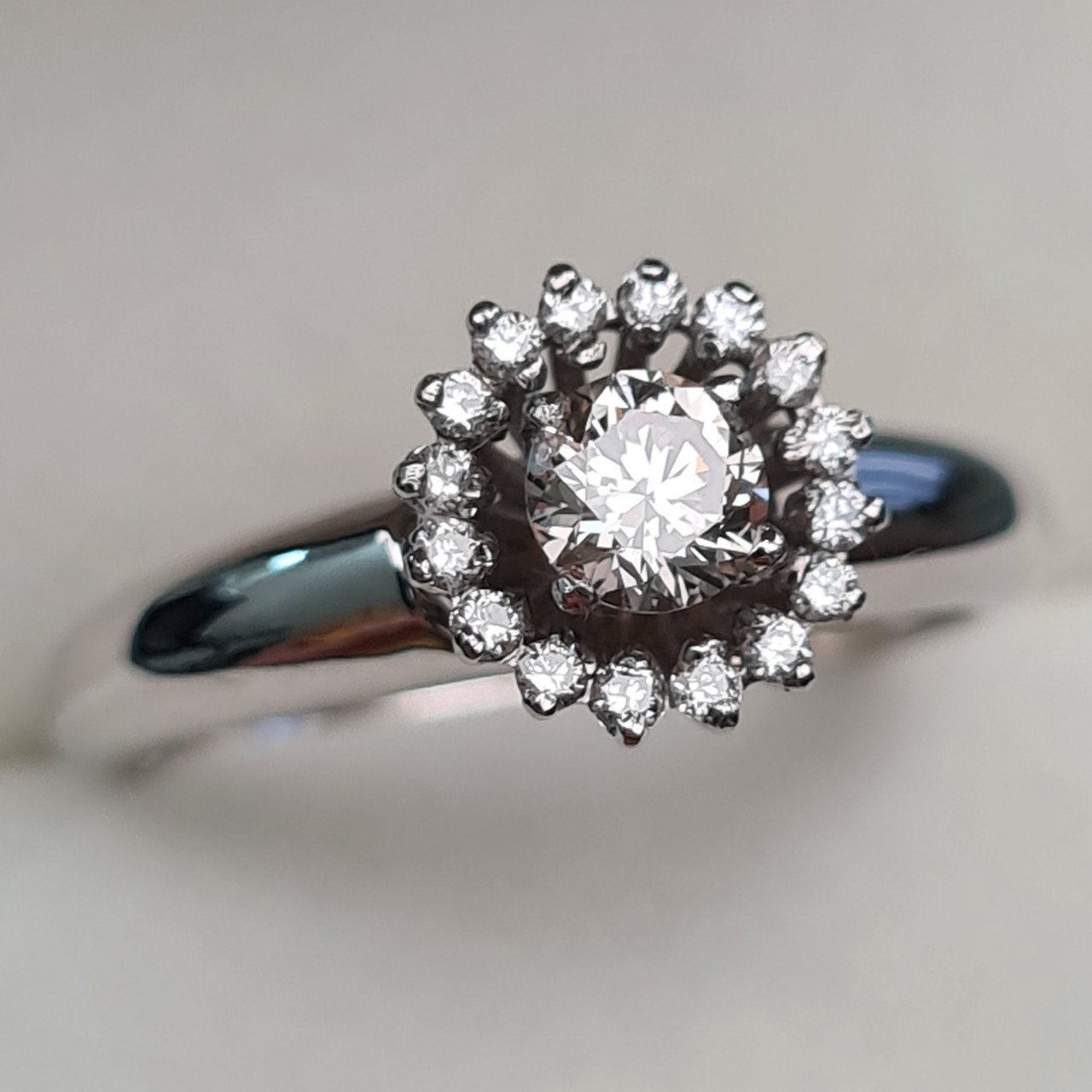 Кольцо Deimantas 93562197 18р 3гр 0,48ct. купить,NaN