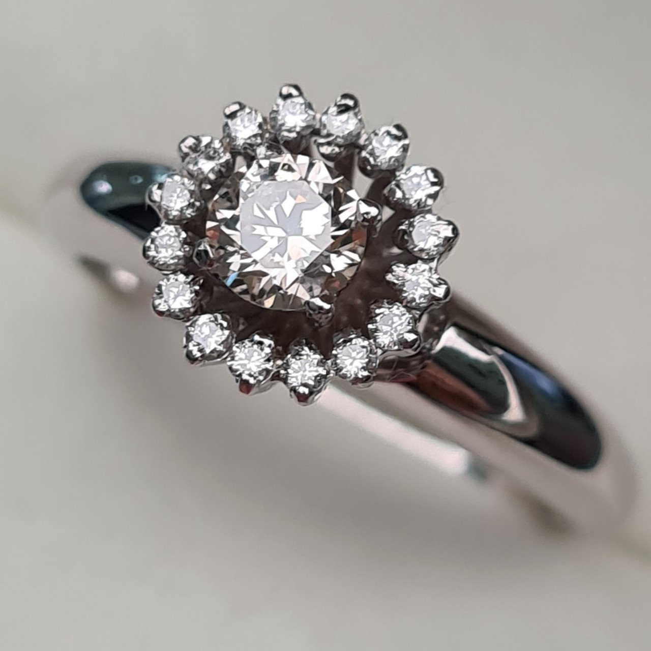 Кольцо Deimantas 93562197 18р 3гр 0,48ct. купить,NaN