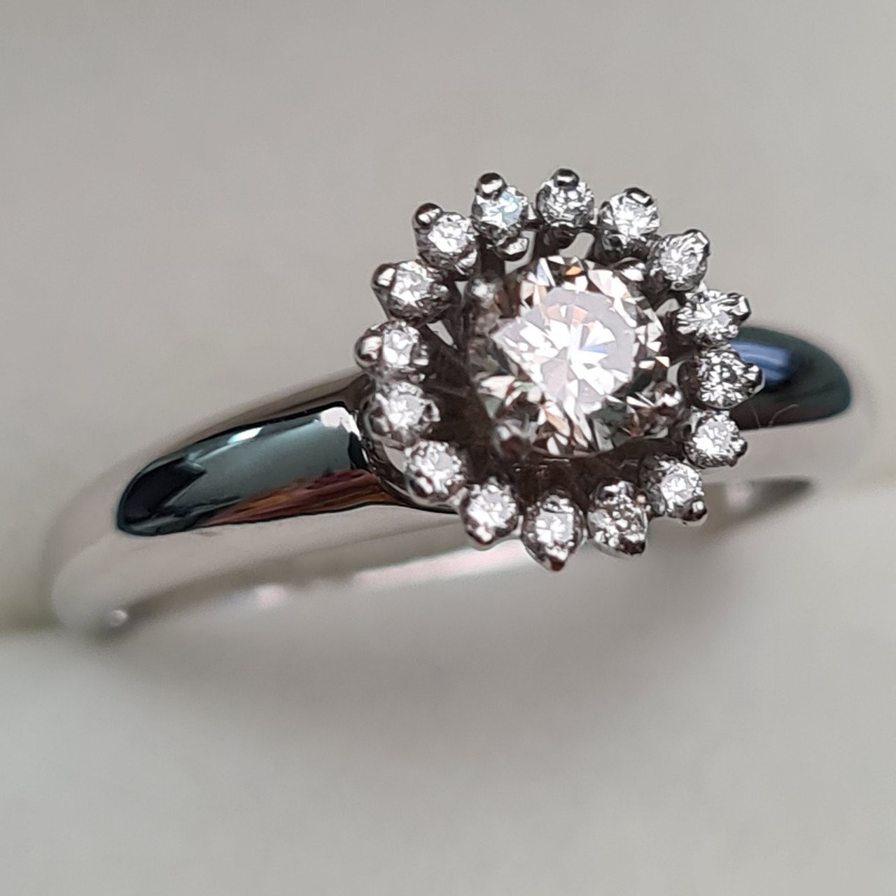 Кольцо Deimantas 93562197 18р 3гр 0,48ct. купить,NaN