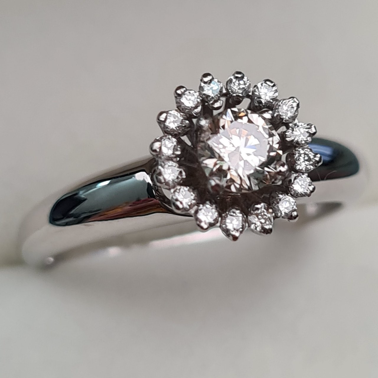 Кольцо Deimantas 93562197 18р 3гр 0,48ct. купить,NaN