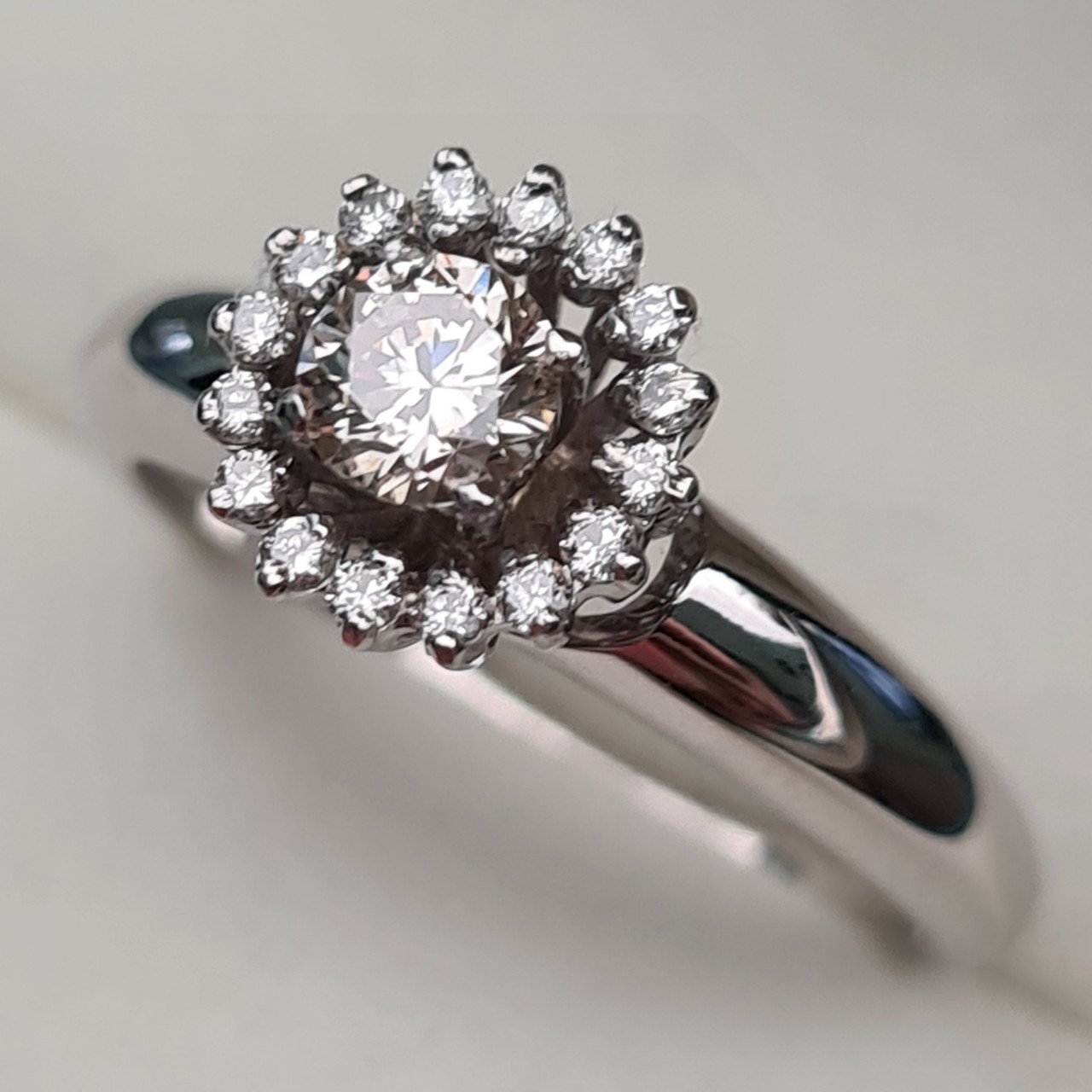 Кольцо Deimantas 93562197 18р 3гр 0,48ct. купить,NaN