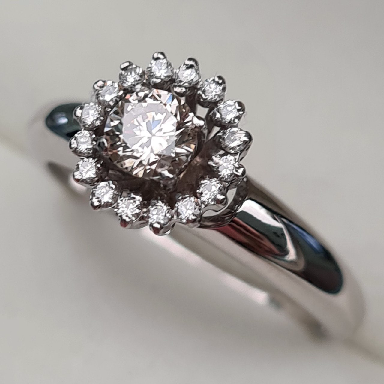 Кольцо Deimantas 93562197 18р 3гр 0,48ct. купить,NaN