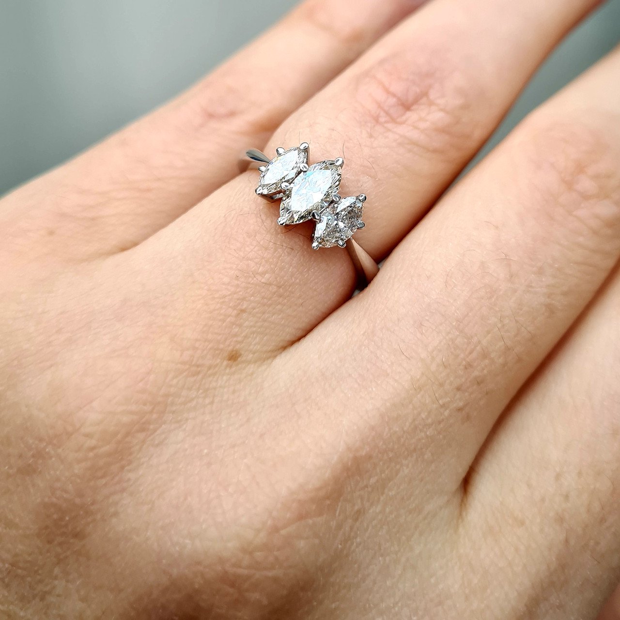 Кольцо Deimantas 95966269 16,5р 3,17гр 1,05ct. купить,NaN