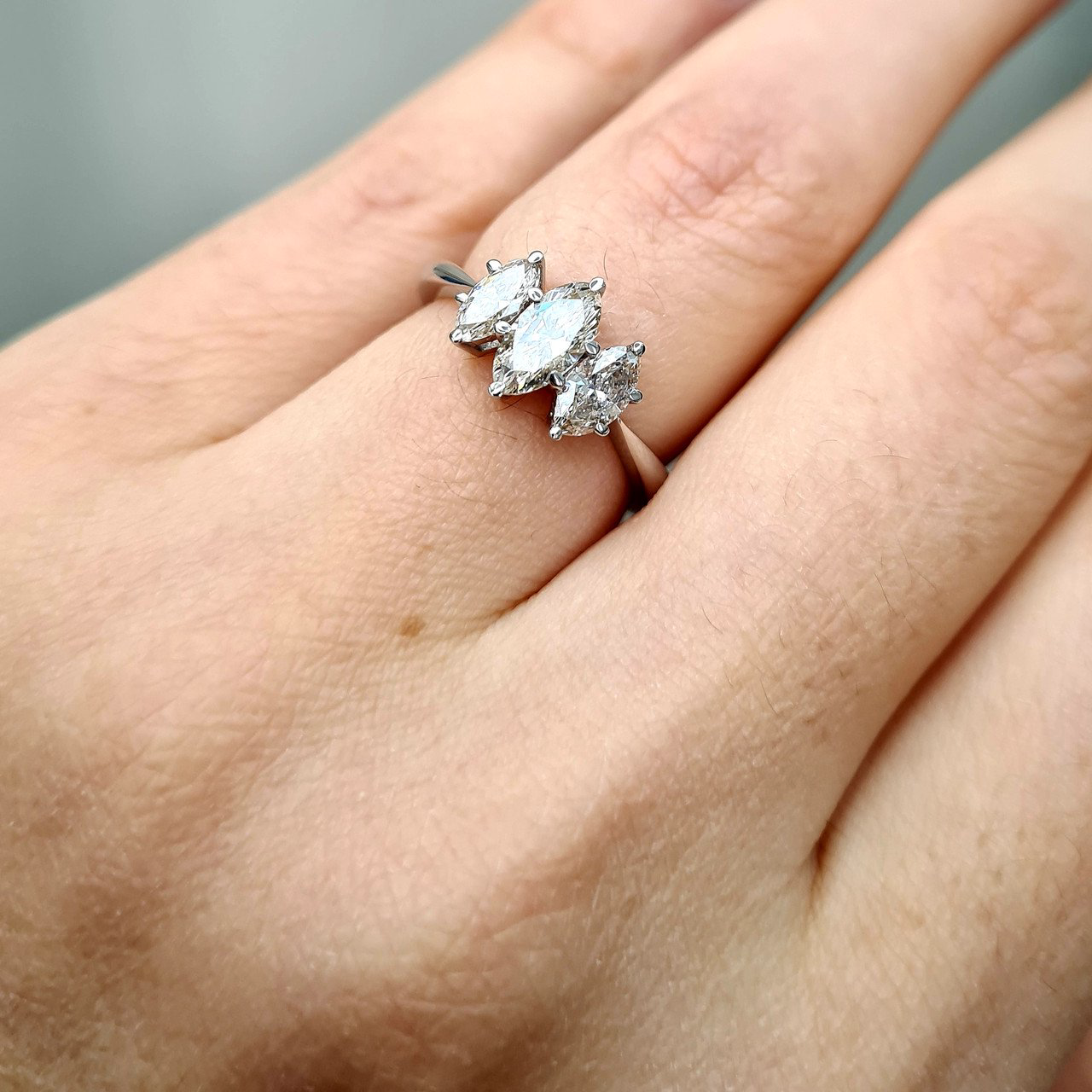 Кольцо Deimantas 95966269 16,5р 3,17гр 1,05ct. купить,NaN