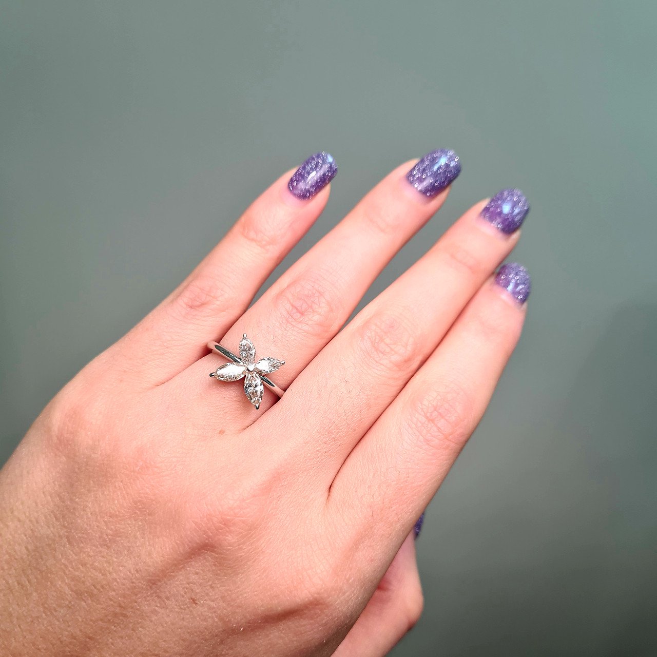 Кольцо Deimantas 95967031 17р 5,05гр 1,45ct. купить,NaN