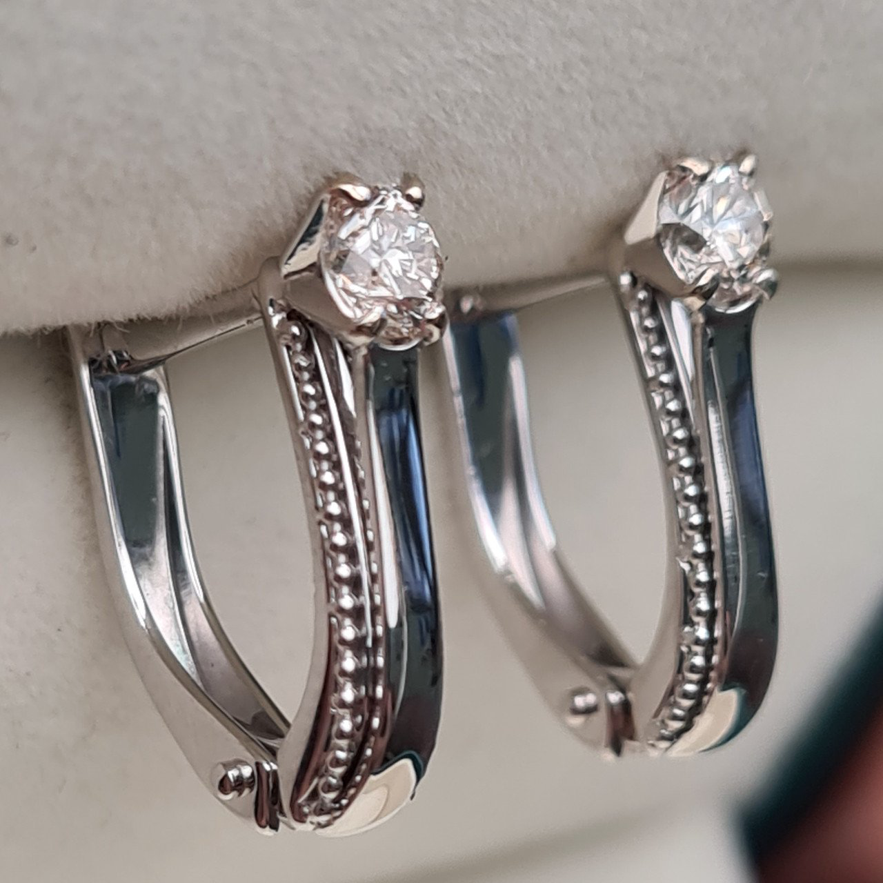 Серьги Deimantas 93566903 2,44гр 0,36ct. купить,NaN